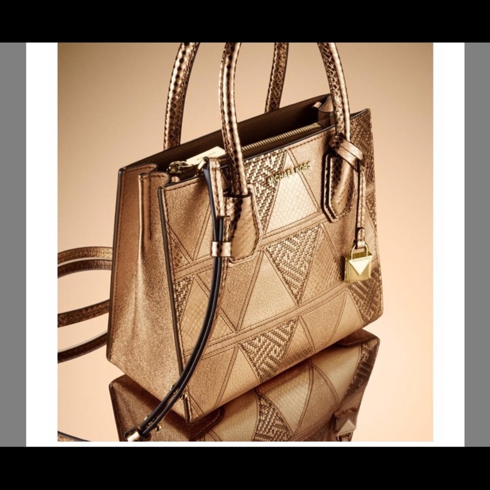 Michael Kors Mercer Metallic Medium Messenger Bag